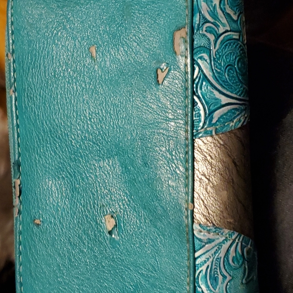 Beautiful women's wallet big very pretty pattern in good shape besides some spot - Picture 2 of 2